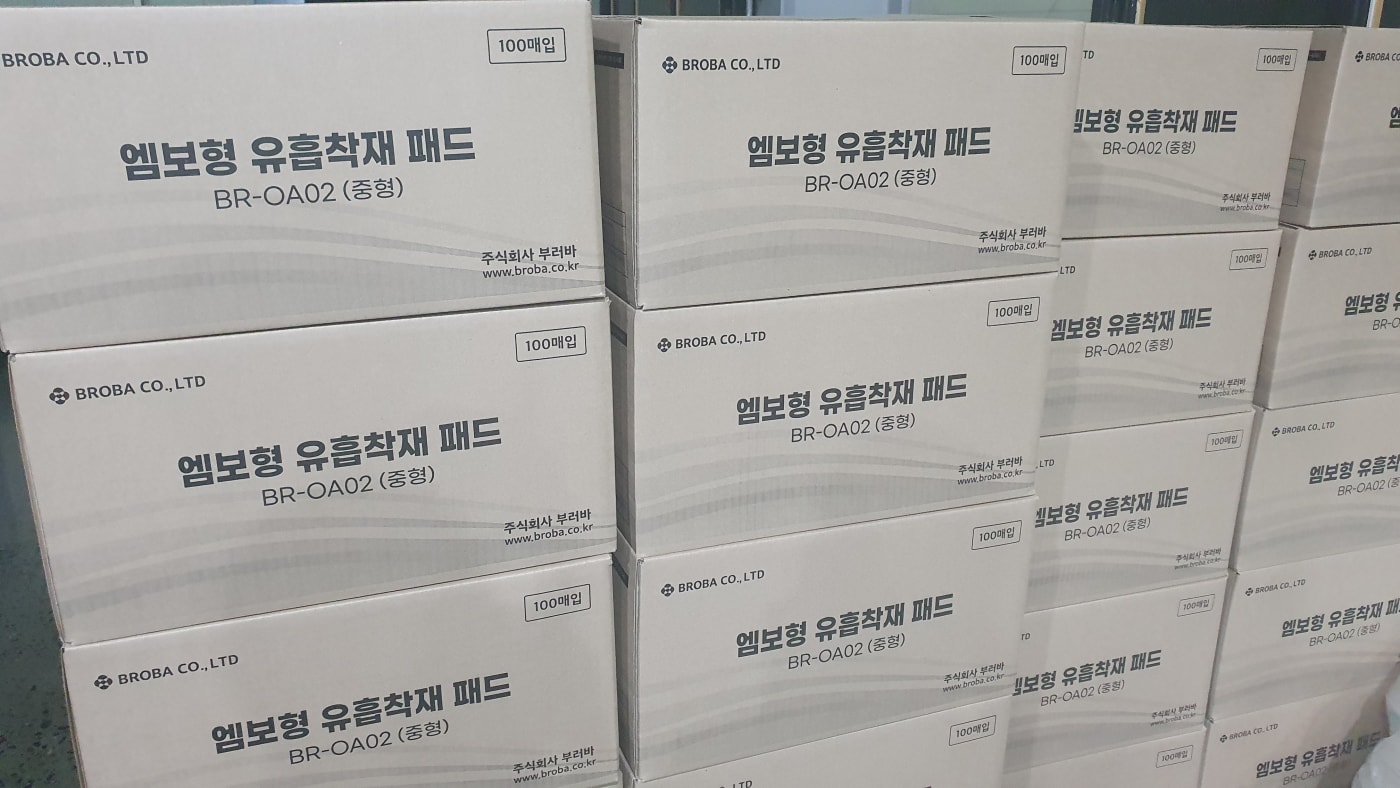 급식실 기름 전쟁 엠보싱 패드가 가져온 김영양사의 놀라운 변화 이야기